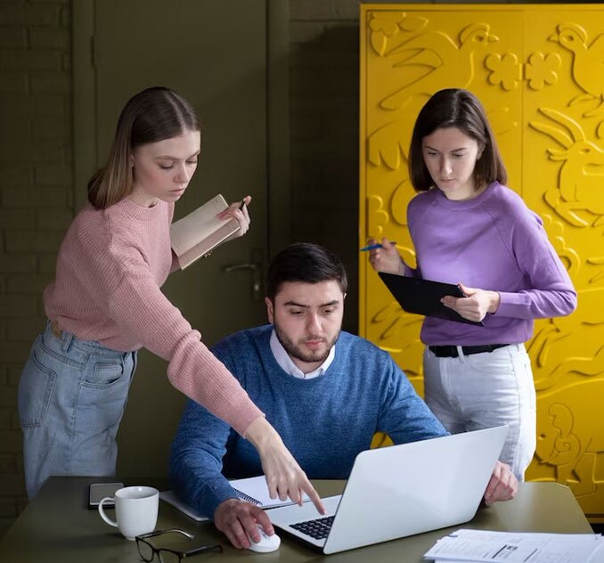 Agence Web ou Freelance : Choisir la Meilleure Option pour Votre Projet Web 1 Agence-Web-ou-Freelance